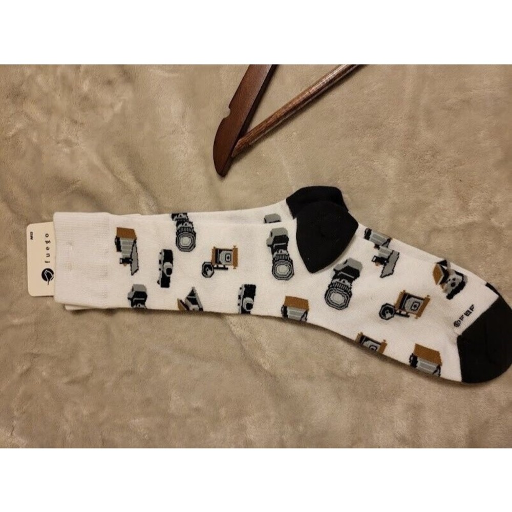 Fuego Camera Socks Size MD 6-11